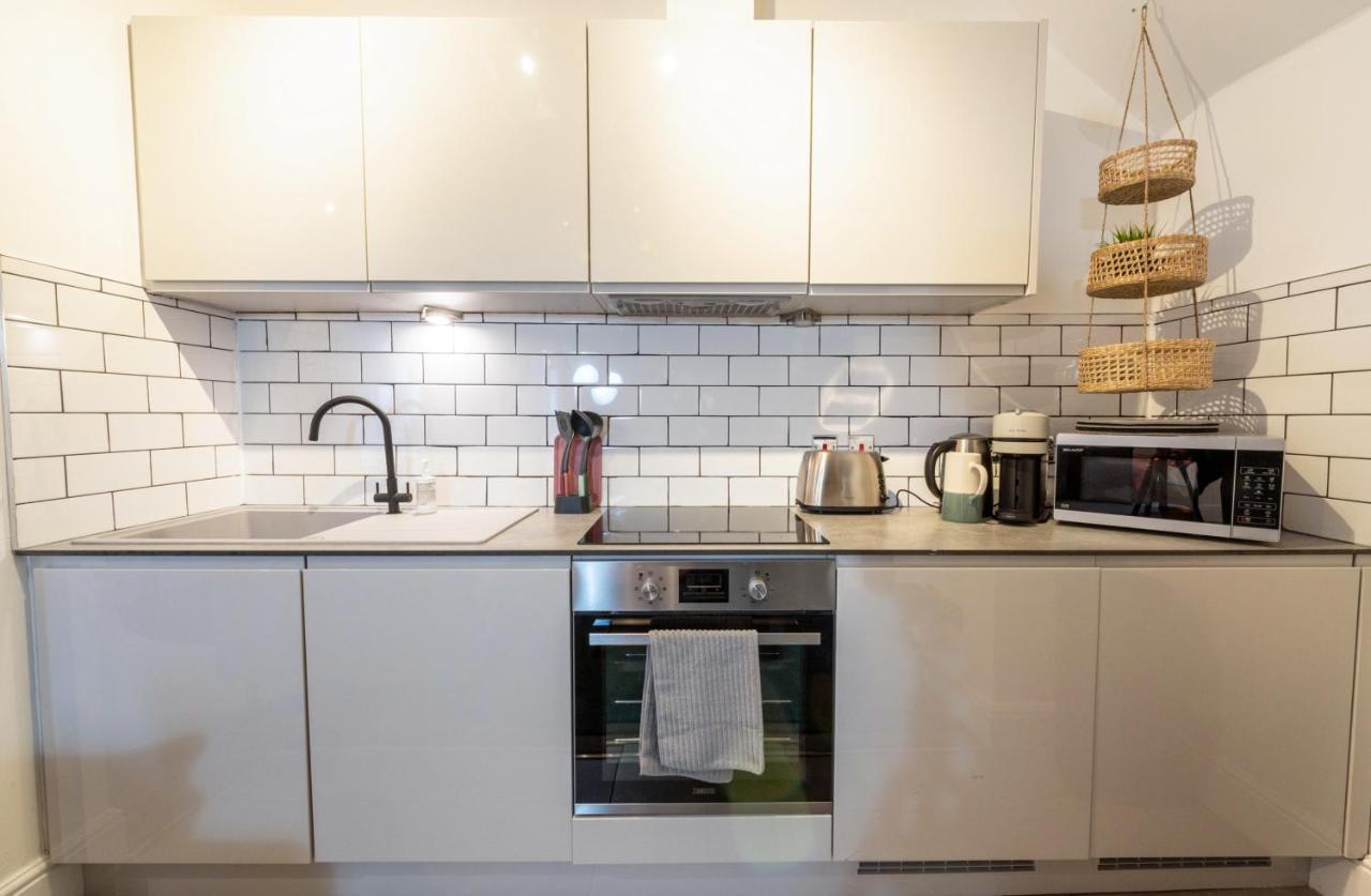 تشيستر Contemporary Apartment On The Historic Rows المظهر الخارجي الصورة
